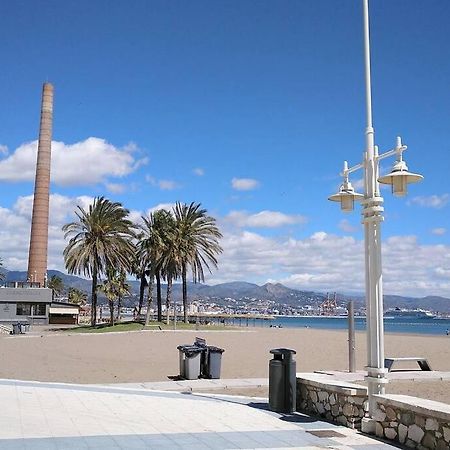 Magnifique Duplex Avec Terrasse Proche De La Plage Malaga Bagian luar foto