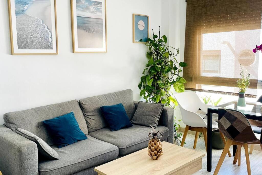 Magnifique Duplex Avec Terrasse Proche De La Plage Malaga Bagian luar foto