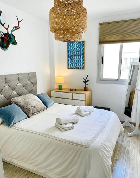 Magnifique Duplex Avec Terrasse Proche De La Plage Malaga Bagian luar foto